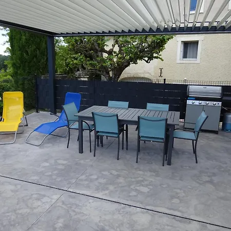 La Bonnelle Piscine Grillon